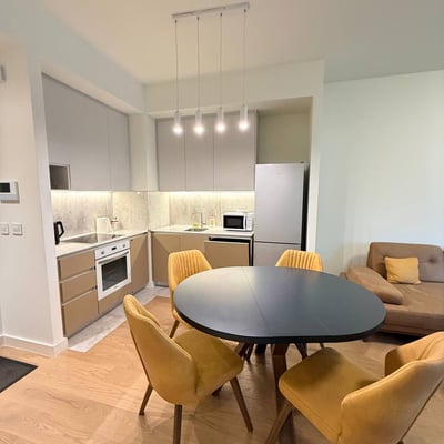 Долгосрочная аренда 2-комнатной квартиры, 55 м², ЖК BW Scala, Белград, Сербия